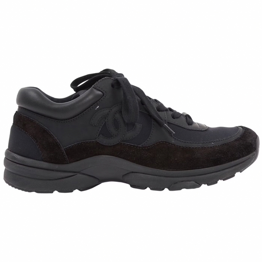 Chanel CC Runner Black