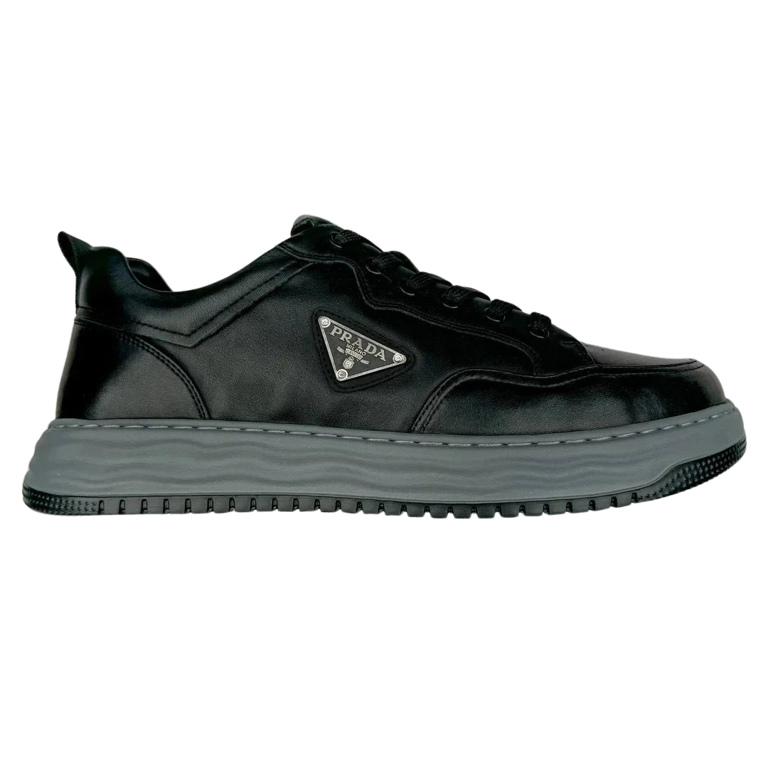 Prada Sneaker Black